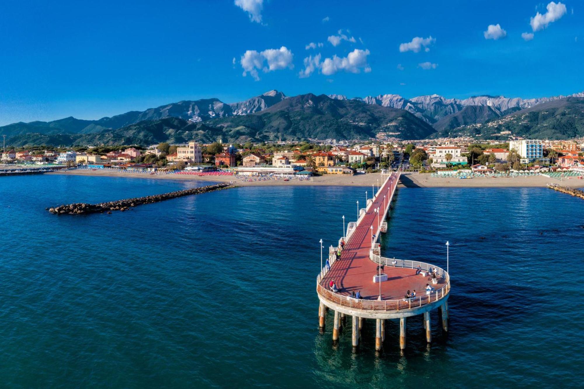 Casa Arno 500M From Beach - Happy Rentals Marina di Massa Esterno foto